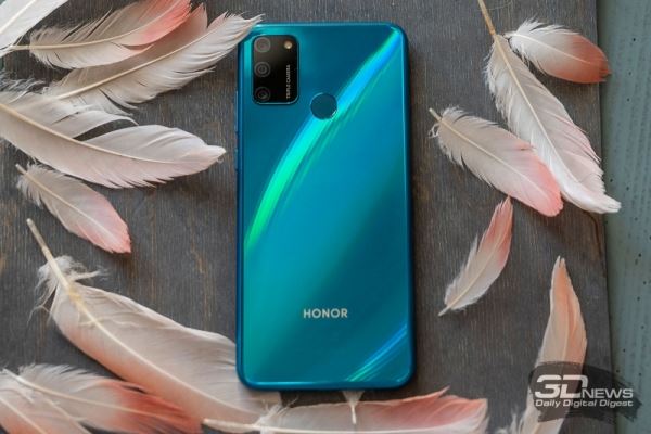 Первые впечатления от смартфонов серии Honor 9: яркий авангард